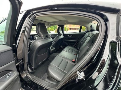2020 Volvo S60 T5 Momentum