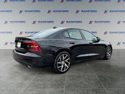 2020 Volvo S60 T5 Momentum