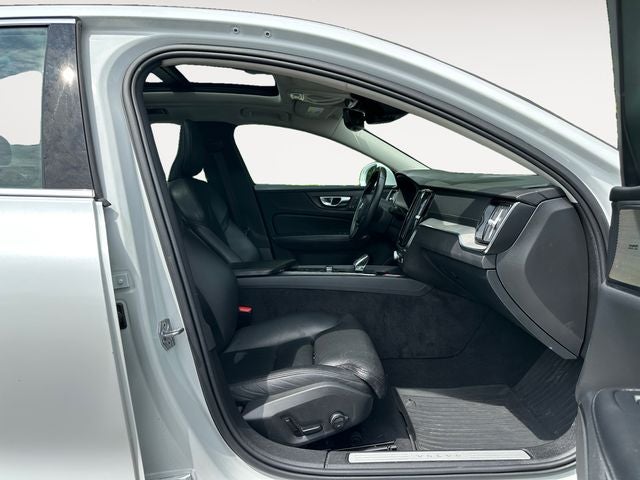 2022 Volvo S60 B5 Inscription