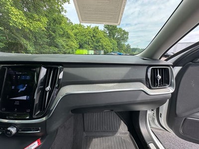 2022 Volvo S60 B5 Inscription