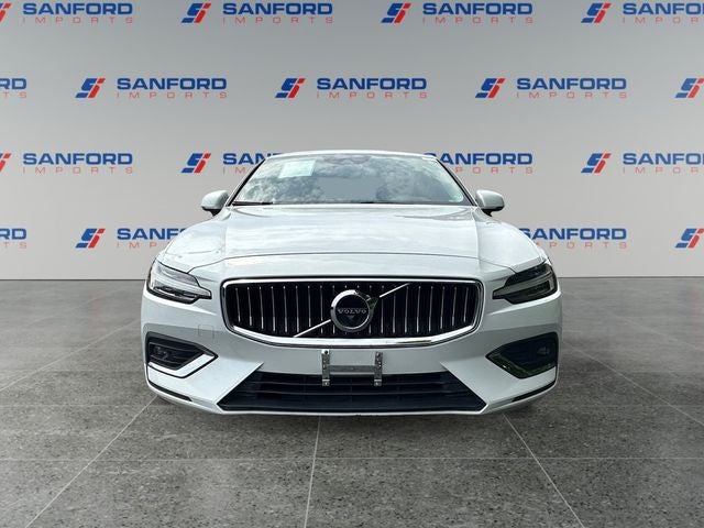 2022 Volvo S60 B5 Inscription