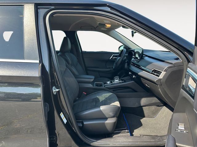 2023 Mitsubishi Outlander PHEV SE