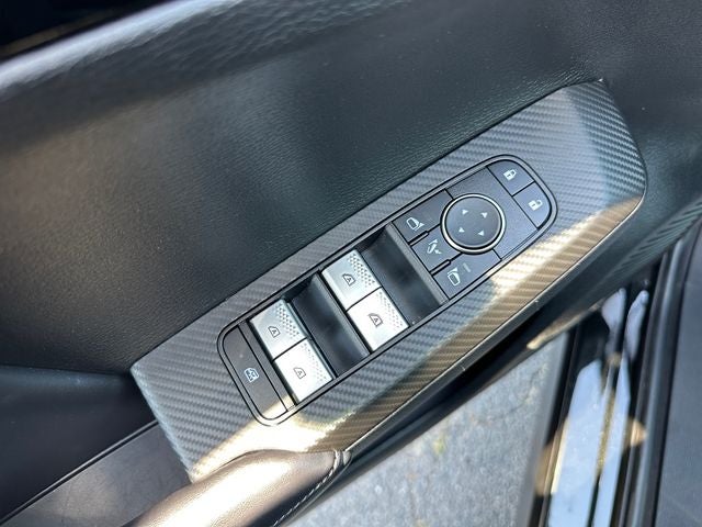 2023 Mitsubishi Outlander PHEV SE