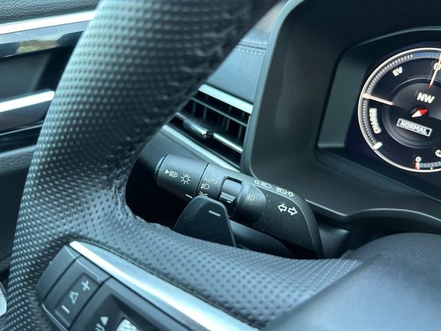 2023 Mitsubishi Outlander PHEV SE