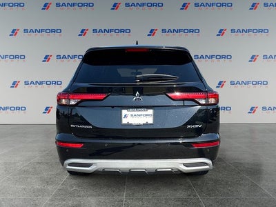 2023 Mitsubishi Outlander PHEV SE
