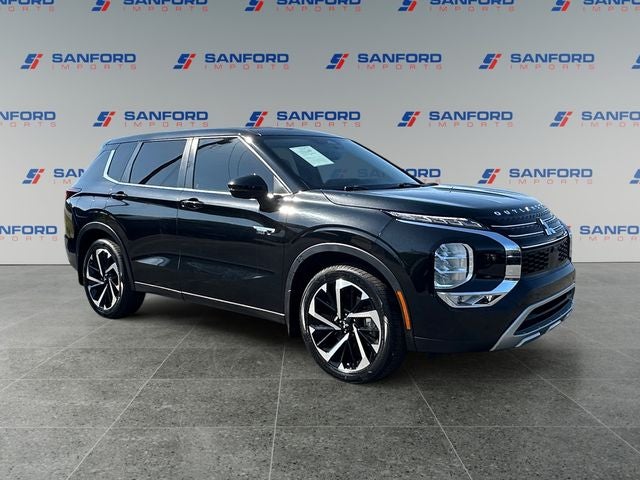 2023 Mitsubishi Outlander PHEV SE