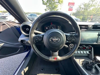 2023 Toyota GR86 Premium