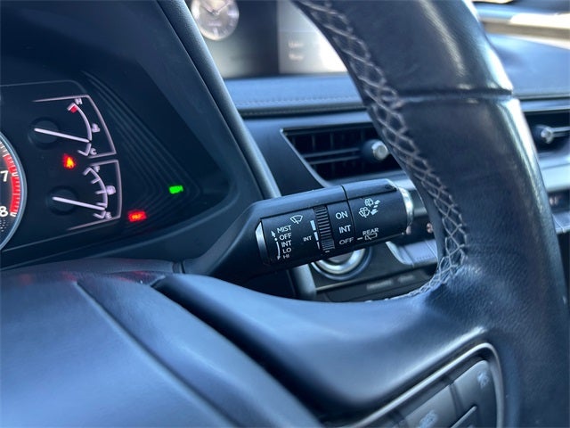 2019 Lexus UX 200 Base