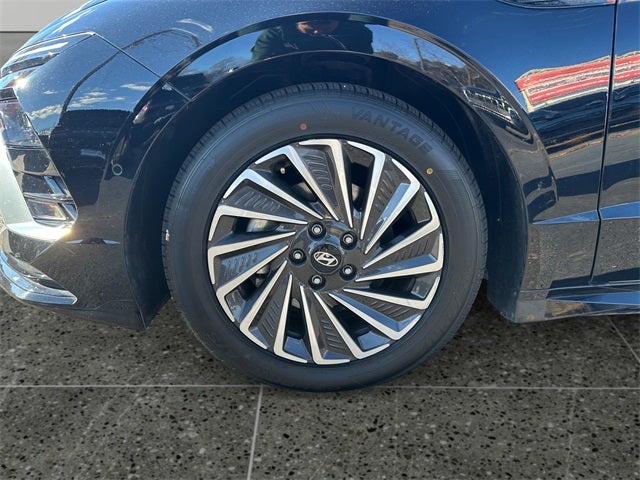 2024 Hyundai Sonata Hybrid Limited