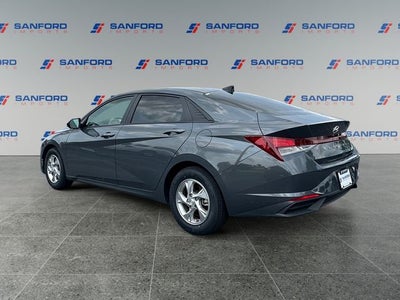 2023 Hyundai Elantra SE