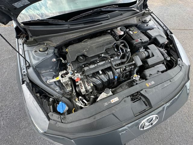2023 Hyundai Elantra SE