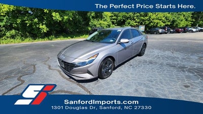2022 Hyundai Elantra SEL