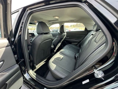 2022 Hyundai Elantra Limited