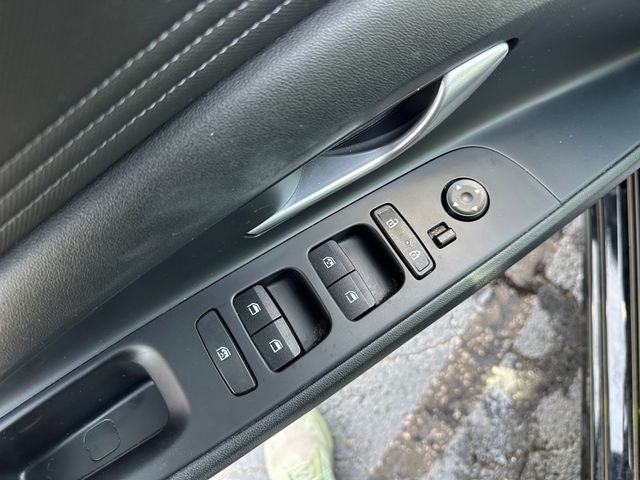 2022 Hyundai Elantra Limited