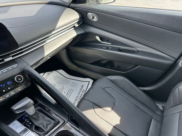 2022 Hyundai Elantra Limited