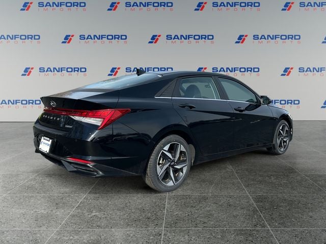 2022 Hyundai Elantra Limited