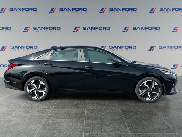 2022 Hyundai Elantra Limited