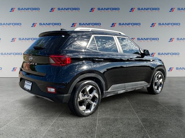 2022 Hyundai Venue SEL