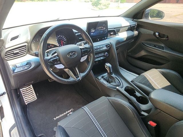 2022 Hyundai Veloster N Base