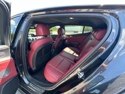 2021 Kia Stinger GT1