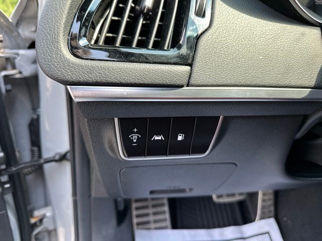 2022 Kia Stinger GT1