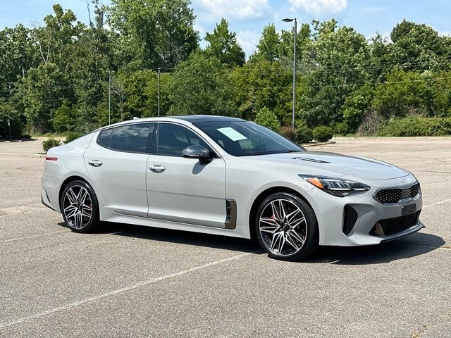 2022 Kia Stinger GT1