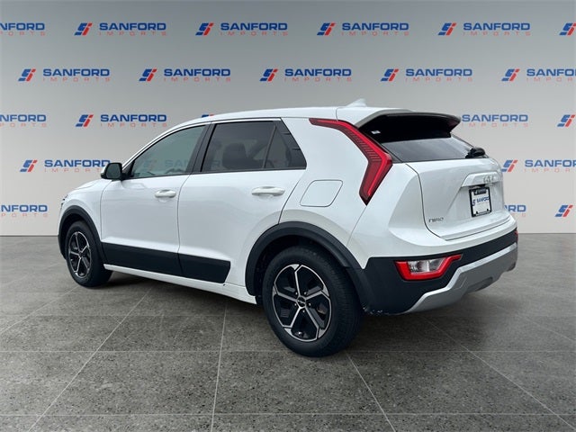 2023 Kia Niro LX