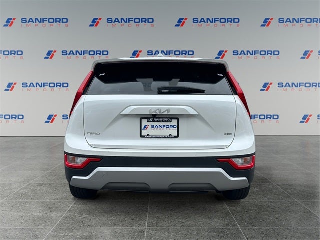 2023 Kia Niro LX