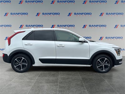 2023 Kia Niro LX