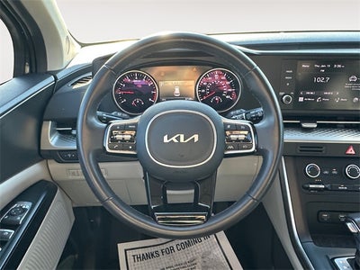 2024 Kia Carnival LX