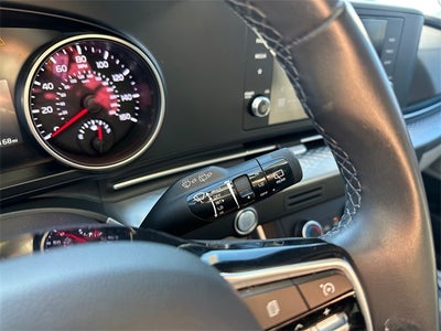 2024 Kia Carnival LX