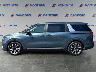 2024 Kia Carnival EX