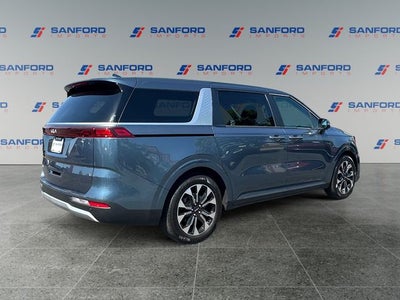 2024 Kia Carnival EX