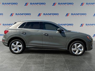 2021 Audi Q3 Premium quattro