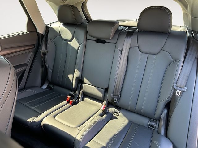 2023 Audi Q5 40 Premium Plus quattro