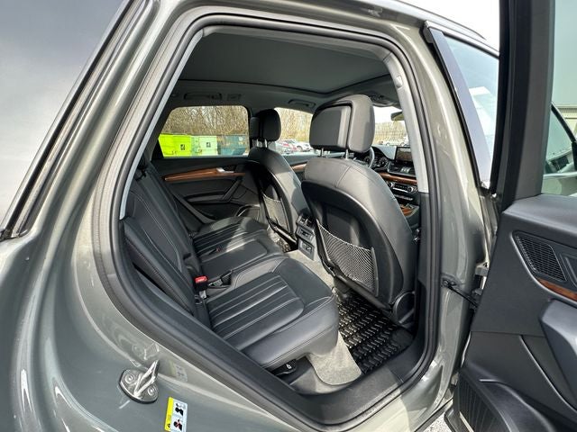 2023 Audi Q5 45 S line Premium quattro