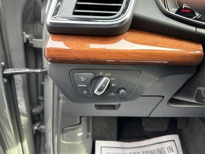 2023 Audi Q5 45 S line Premium quattro