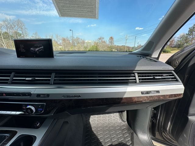 2019 Audi Q7 45 Premium Plus quattro