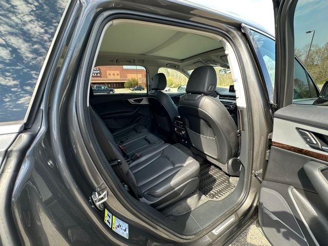 2019 Audi Q7 45 Premium Plus quattro