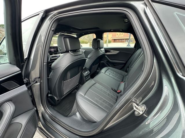2023 Audi A4 45 S line Premium Plus quattro