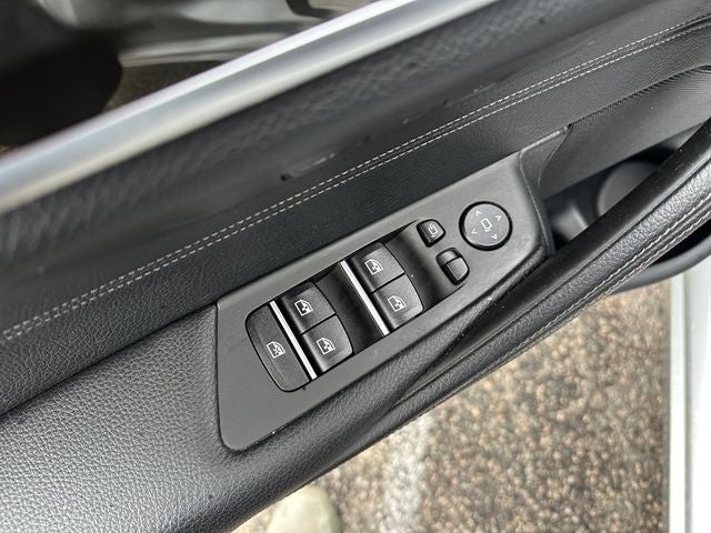 2020 BMW 5 Series 530i