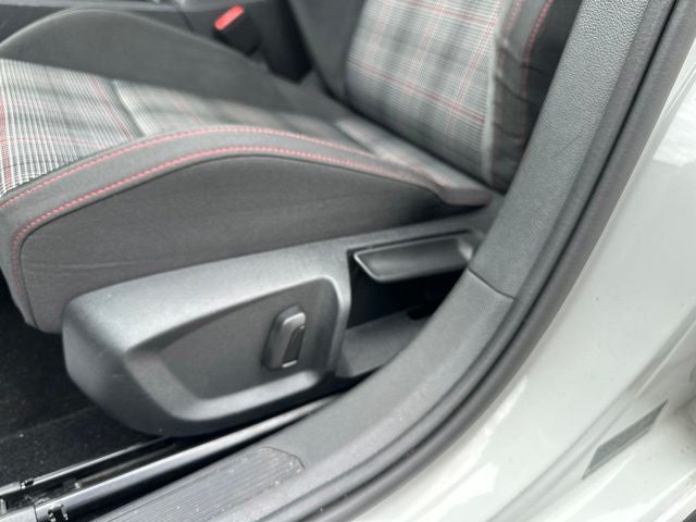 2023 Volkswagen Golf GTI 2.0T S