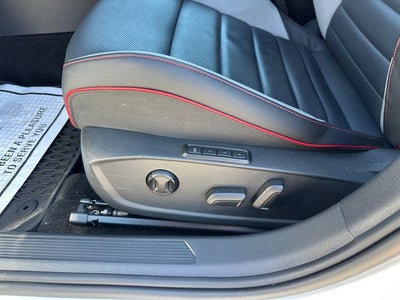 2024 Volkswagen Golf GTI Autobahn