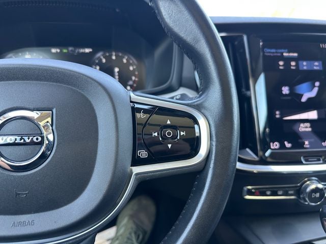 2021 Volvo V60 Cross Country T5