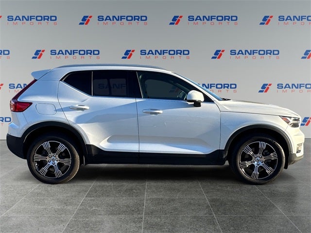 2022 Volvo XC40 T5 Inscription