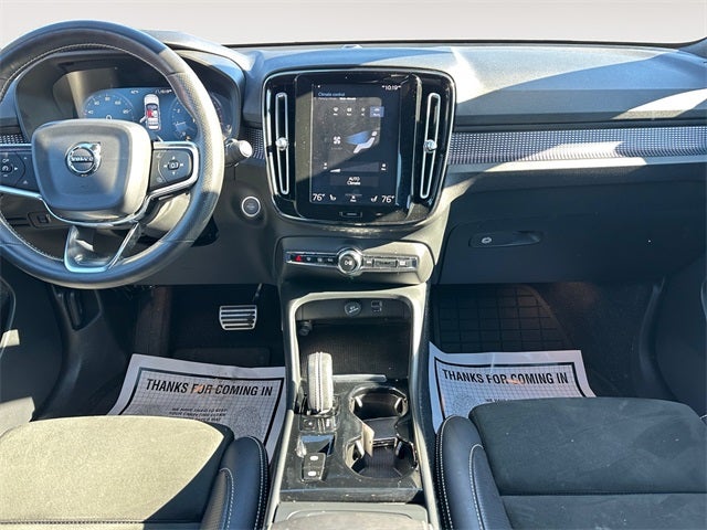 2021 Volvo XC40 R-Design