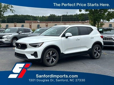 2023 Volvo XC40 B4 Core