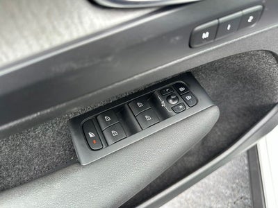 2023 Volvo XC40 B4 Core