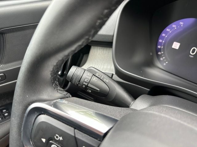 2023 Volvo XC40 B4 Core