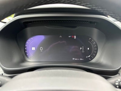 2023 Volvo XC40 B4 Core